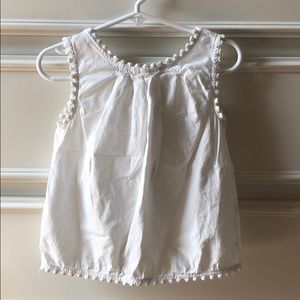 Carter’s sleeveless top 2T